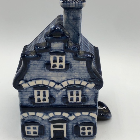 Delfts Holland Handpainted Candle House porcelain figurine figure